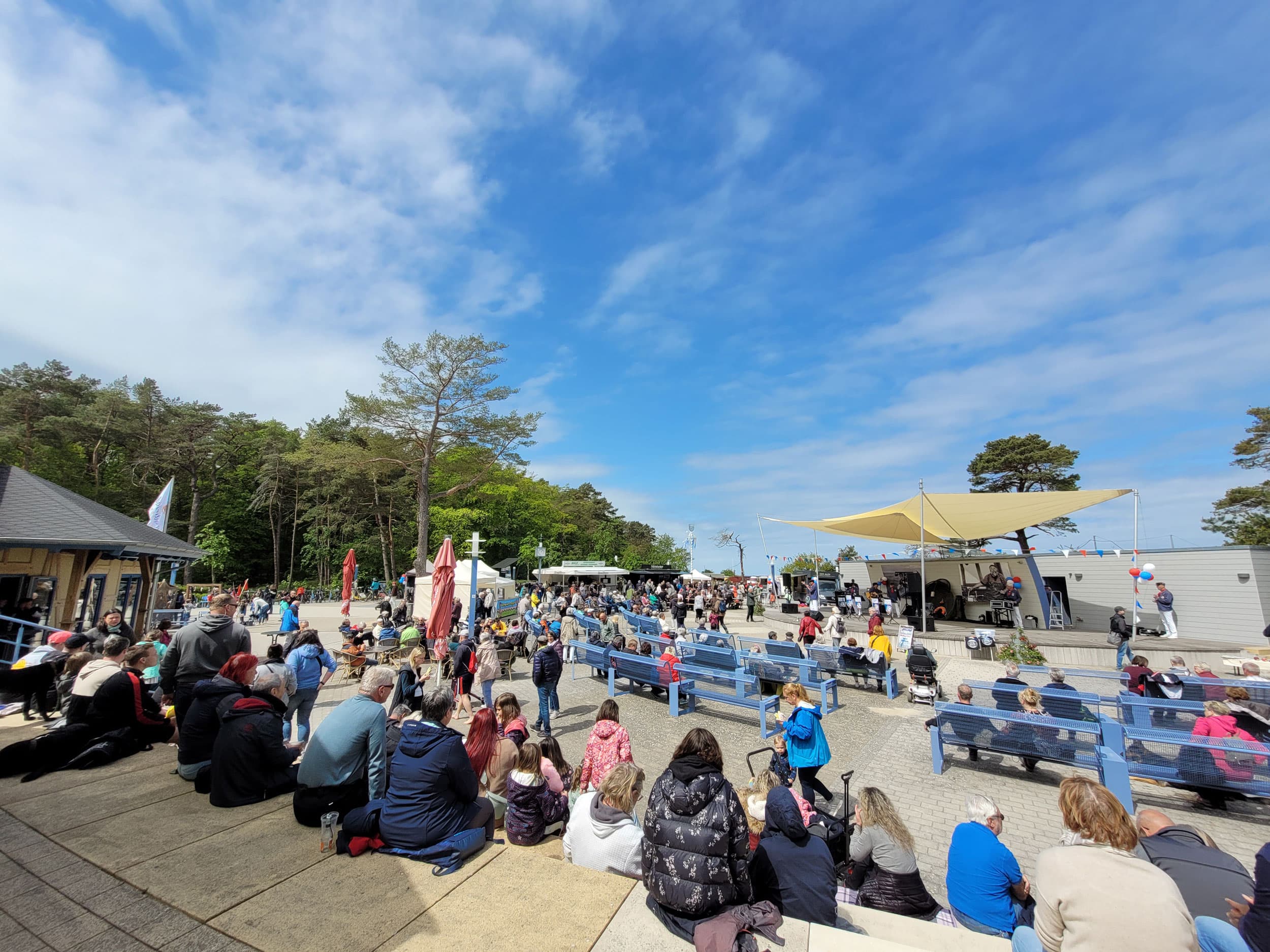Das Fischerfest auf dem Konzertplatz in Zempin